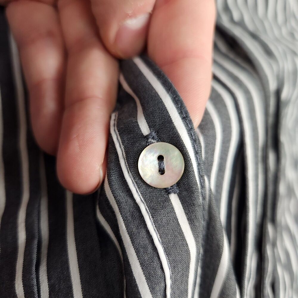 LOGO Lori Goldstein Gray Striped Long Sleeve Button Up Shirt Academia SIZE 6 - Picture 4 of 14